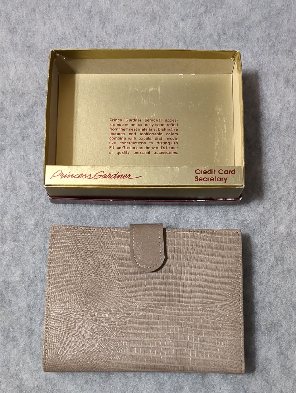 Princess Gardner skinpig leather vintage wallet Credit card Secretary NWT - Picture 2 of 13